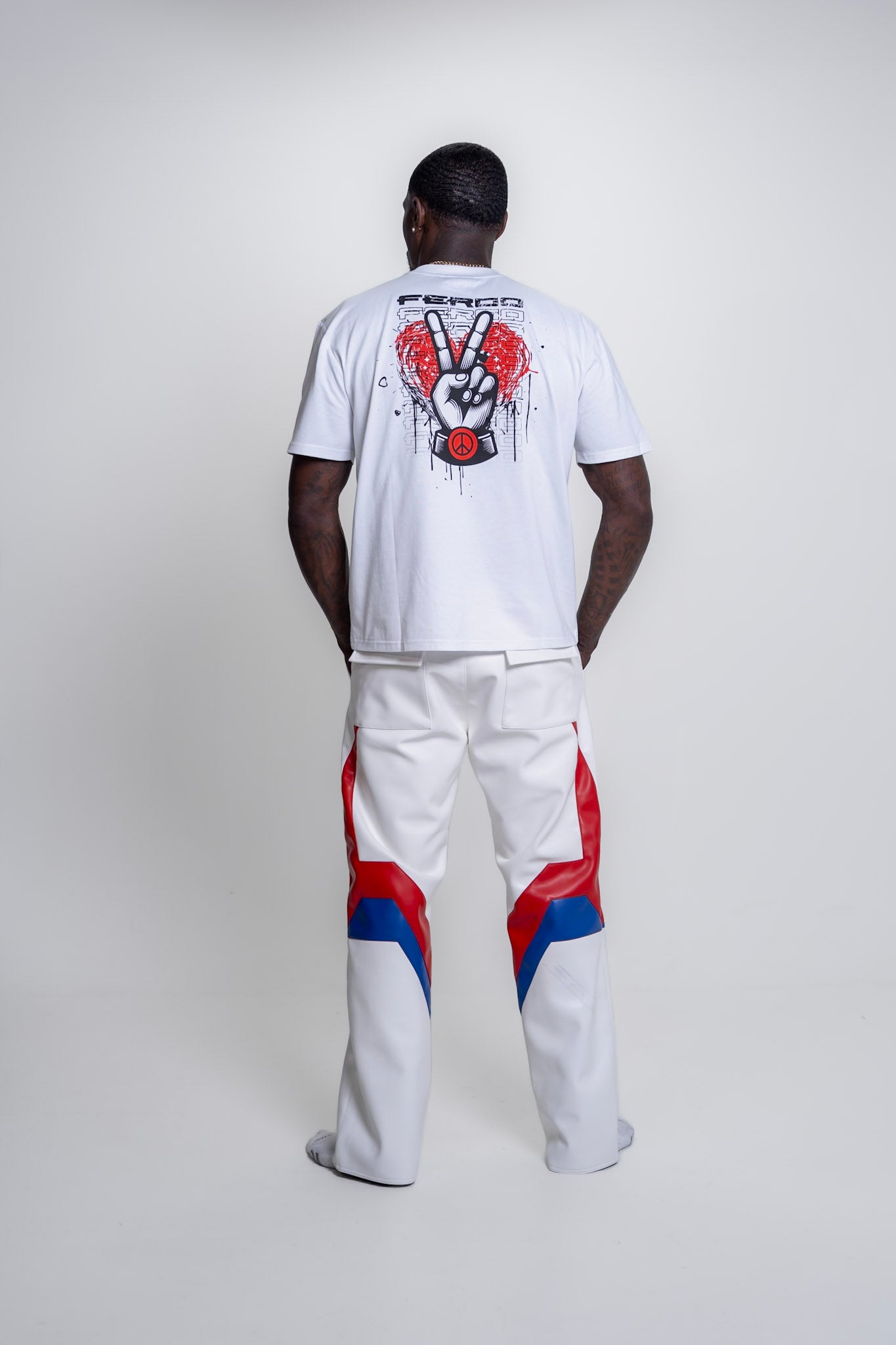 Peace and Love Tee | Black & White