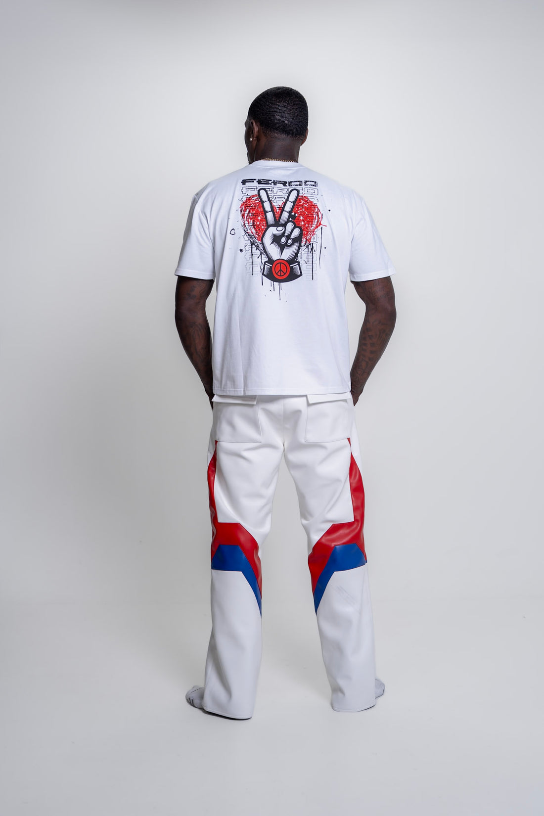 Peace and Love Tee | Black & White